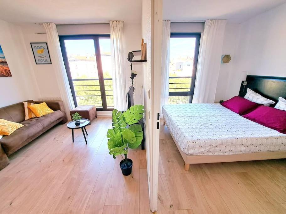 Le Valmy: Appartement Lumineux Au Pied Du Metro 里昂 外观 照片