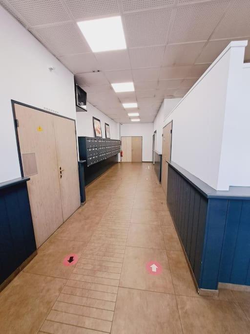 Le Valmy: Appartement Lumineux Au Pied Du Metro 里昂 外观 照片